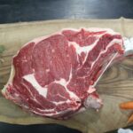 Quel poids côte de bœuf pour 7 personnes ?