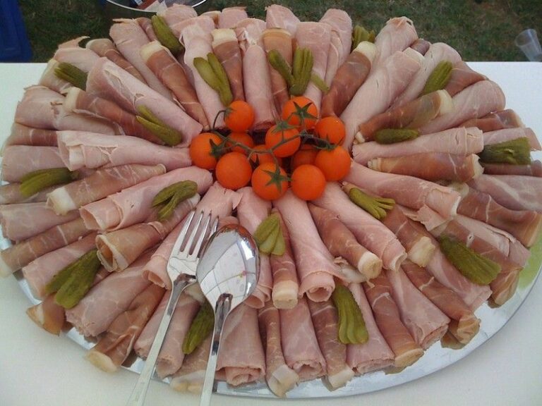 Quel repas pour un anniversaire 20 personnes ?