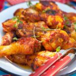 Quel vin servir avec du poulet à la sauce tomate ?