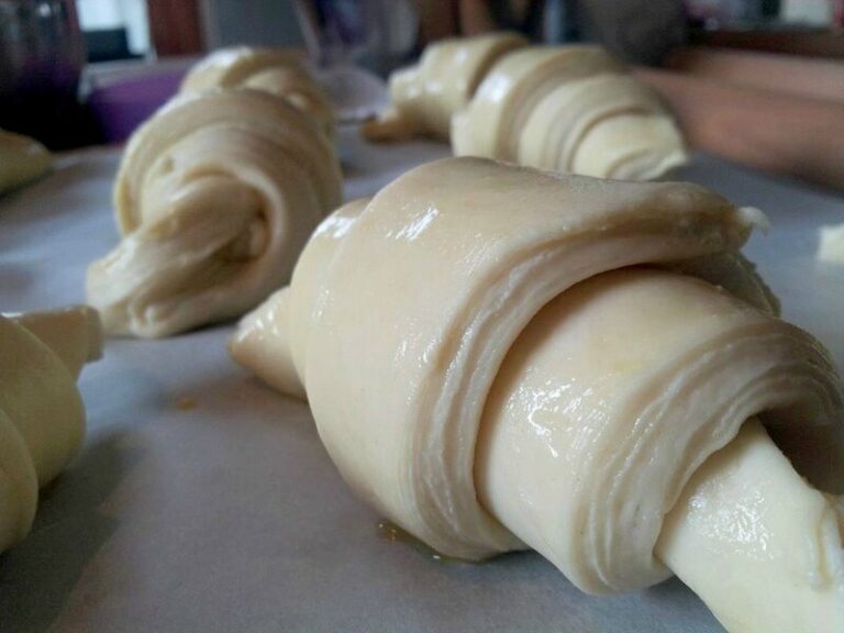 Quelle différence entre croissant au beurre et ordinaire ?