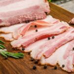 Quelle différence entre le lard et la poitrine de porc ?