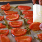 Quelle différence entre le tomates séchées et confites ?