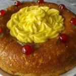 Quelle différence entre un savarin et un baba au rhum ?