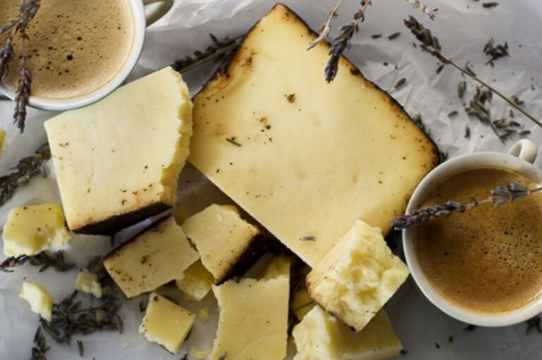 Quelle épice avec le cheddar ?