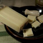 Quelle est la différence entre l'Emmental et le gruyère ?