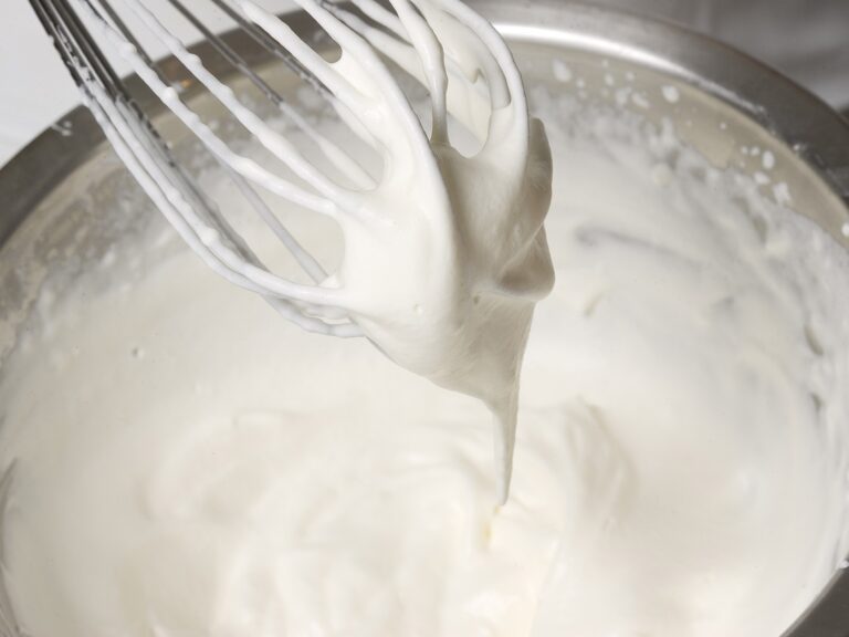 Quelle est la différence entre le lait et la crème fraîche ? Quelle est la différence entre le lait et la crème fraîche ?