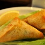 Quelle est la différence entre les samoussas et les briques ?