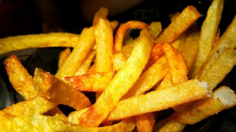 Quelle est la meilleure patate pour faire des frites ? Quelle est la meilleure patate pour faire des frites ?