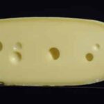 Quelle est l'origine des trous dans l'Emmental ?