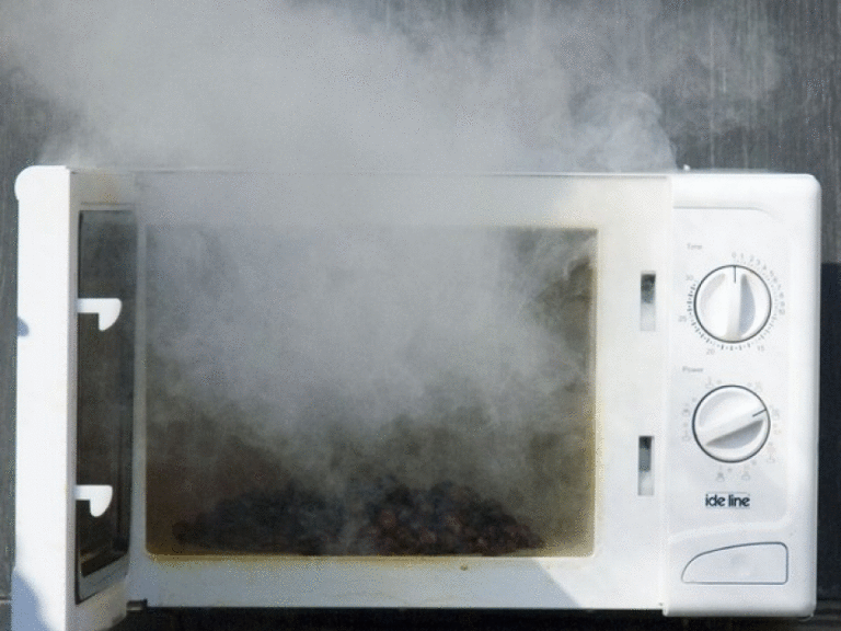 Quelle matière ne va pas au four ? Quelle matière ne va pas au four ?