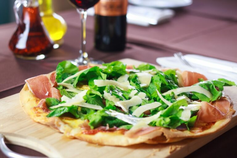Quelle salade pour accompagner la pizza ? Quelle salade pour accompagner la pizza ?