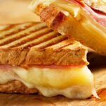 Qui a inventé le croc monsieur ?