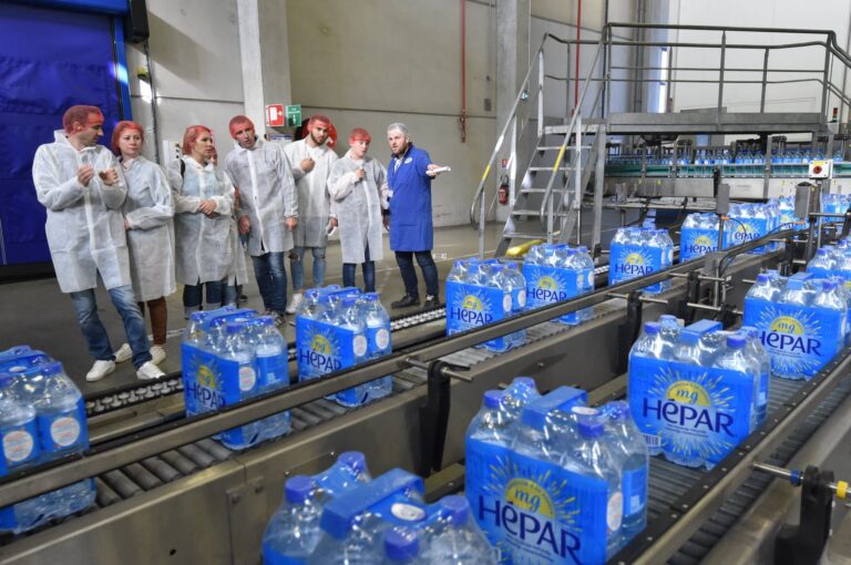 Qui a racheté Nestlé ?