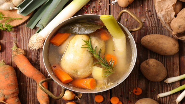 Qui mangeait de la poule au pot ?