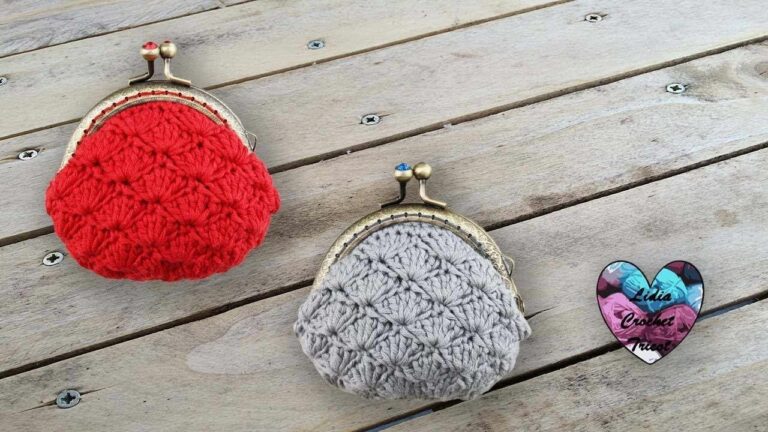 Qui porte un crochet ?