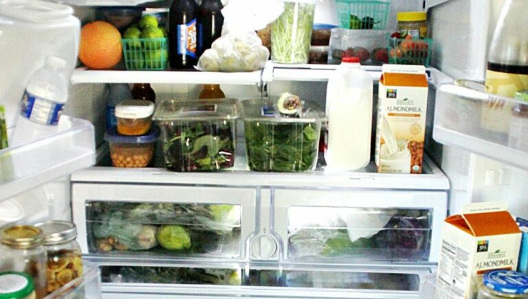 Qui y A-t-il dans mon frigo ? Qui y A-t-il dans mon frigo ?