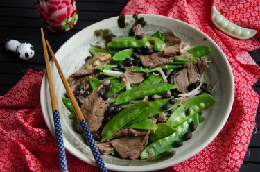 Comment faire bouillir les haricots noirs rapidement?