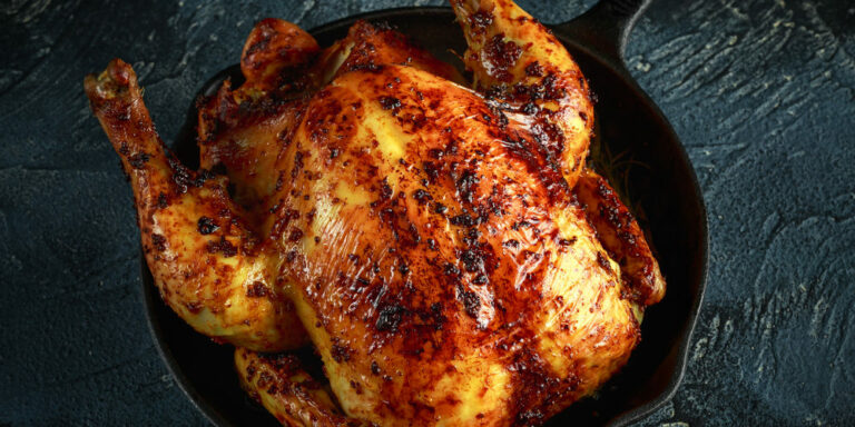 Qu’est-ce qui rend la peau de poulet plus croustillante?