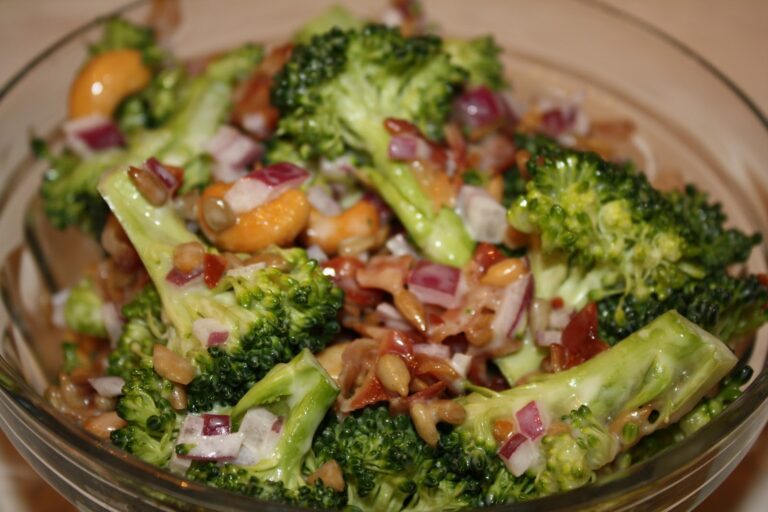 Qu’est-ce qu’une salade de brocoli?