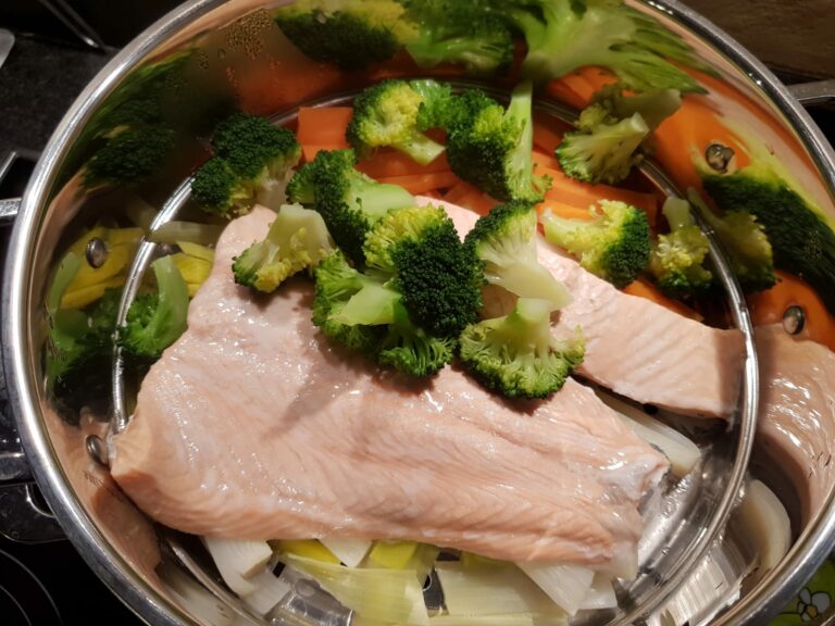 Combien de temps faut-il mariner le saumon avant de le cuire ?