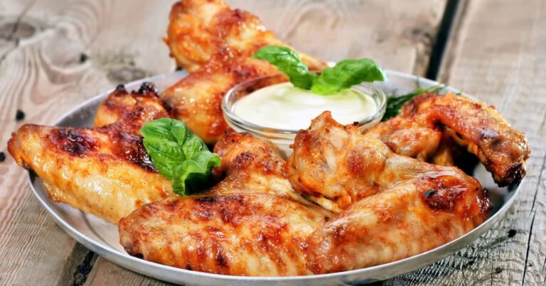 Comment faire des ailes de poulet à la moutarde au miel au four?