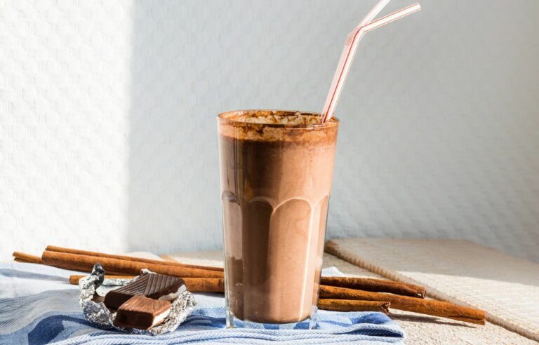 Comment faire un shake au beurre de cacahuète épais ?