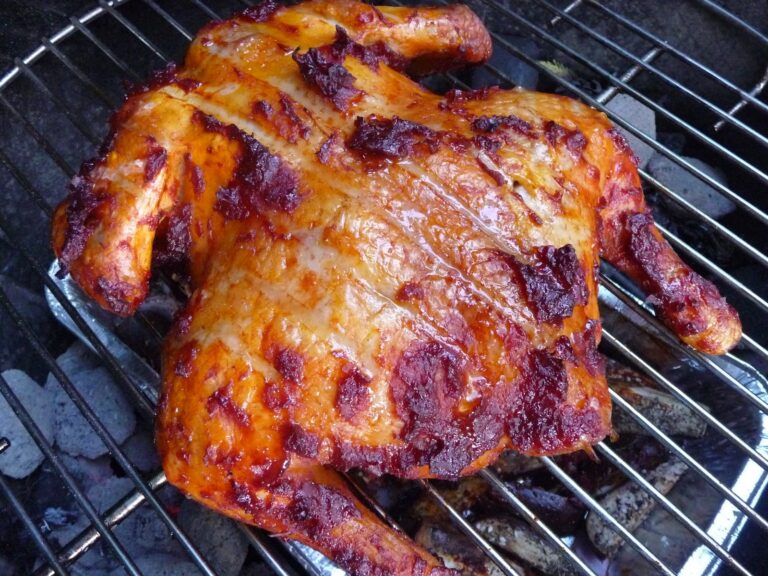 Faut-il frotter le poulet à sec ?