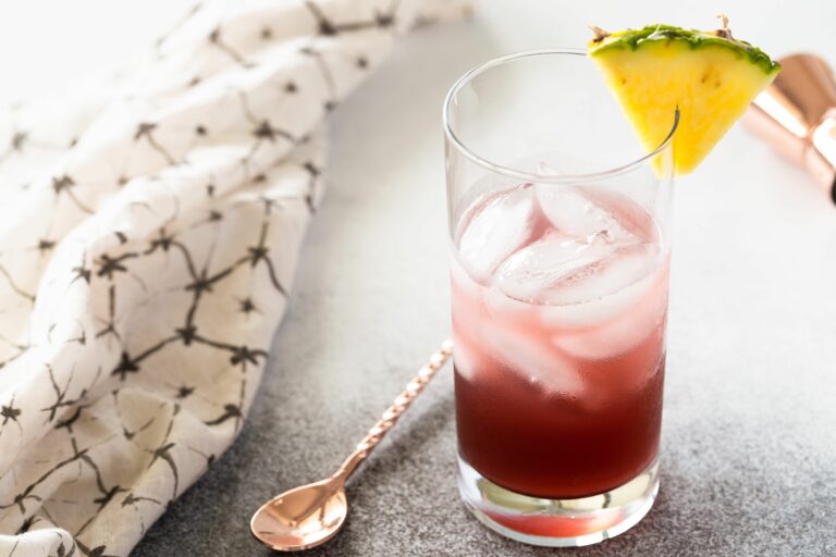 Is pineapple a good mixer for vodka?