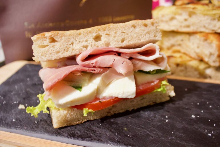 Le jambon au miel est-il déjà cuit ?