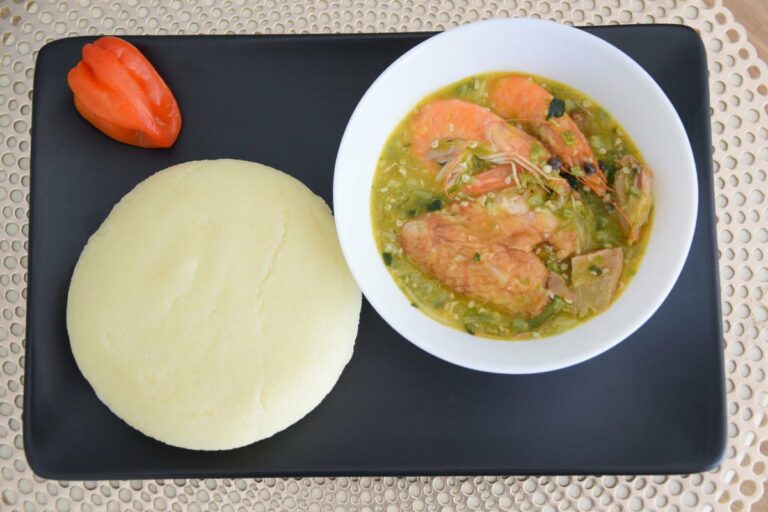 Pouvez-vous faire bouillir le gombo pour manger?