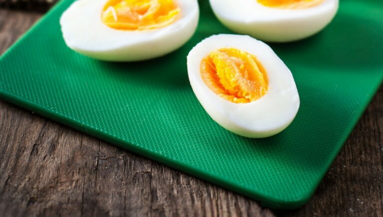 Pouvez-vous presser des œufs durs ?