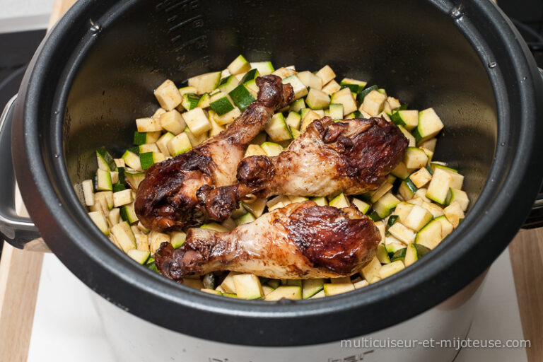 Puis-je mettre du poulet cru dans une mijoteuse?