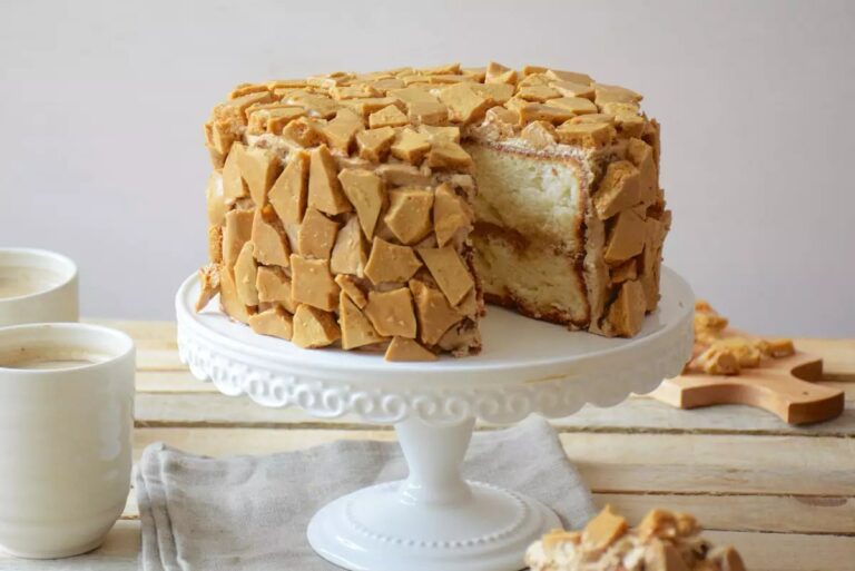 Qu’est-ce qu’un Louisiana Crunch Cake ?