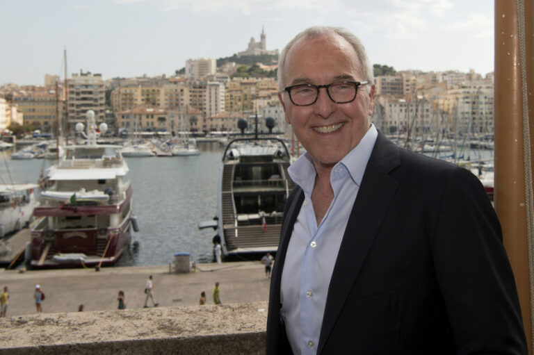 Qui est le propriétaire de McGuire’s ?