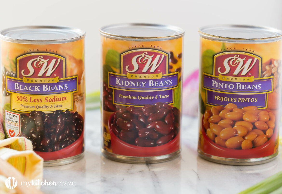 What kind of beans are used in canned pork and beans? LesRecettes