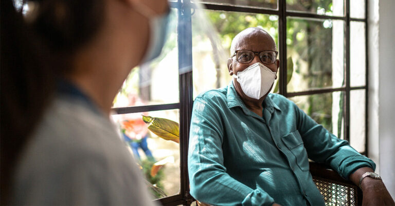 Avantages de Paxlovid pour le COVID-19 : plus efficace pour les personnes âgées