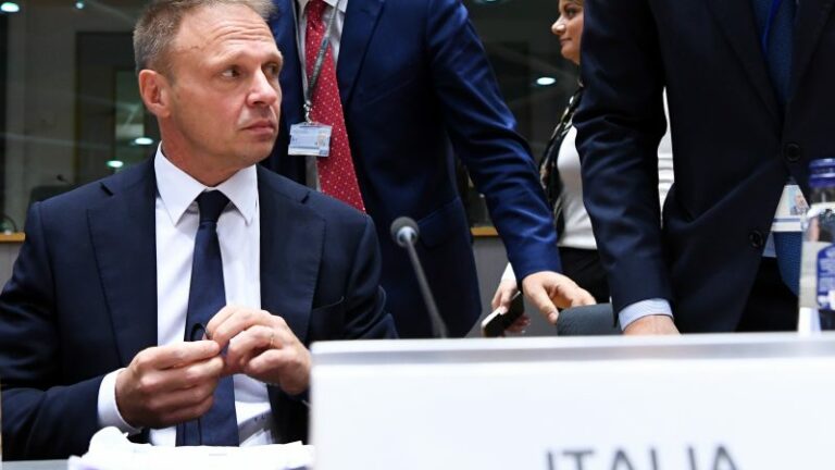 Le ministre italien de l’Agriculture réitère l’opposition du pays au Nutri-Score – EURACTIV.fr